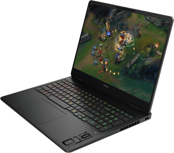 Laptop com tela de jogo mostrando uma partida de estratégia em tempo real.